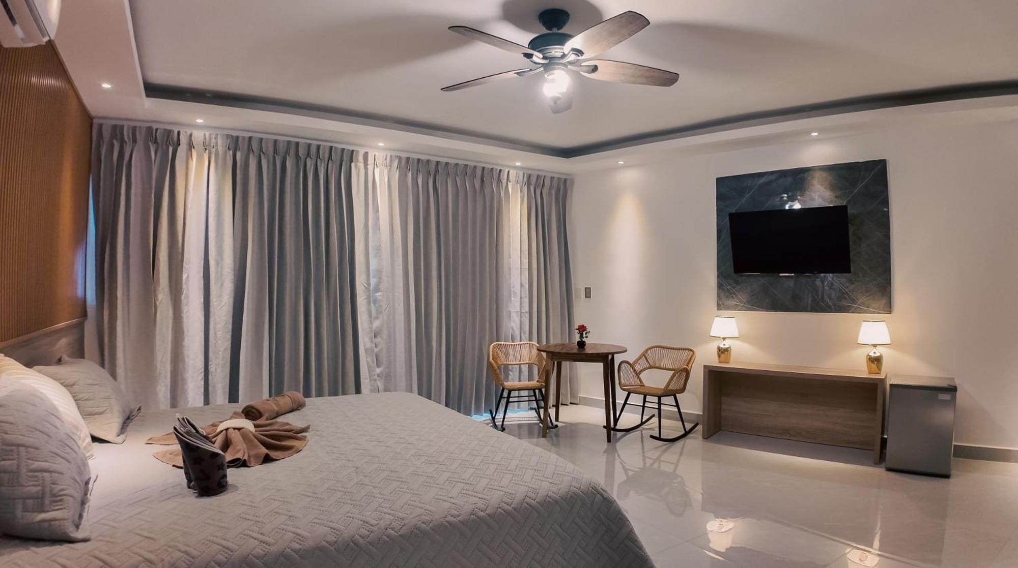 Soficu Hotel On The Beach Bayahibe Esterno foto